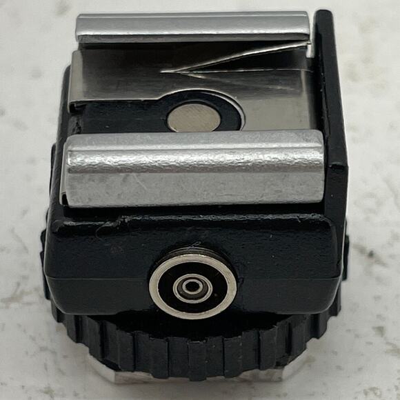 Professional Multi-Purpose Hot Shoe Tripod Screw Adapter Mount Thread - Picture 2 of 7